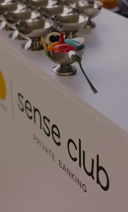 sense-club-ta-mastercard-stali-partnerami-porsche-golf-cup-2026